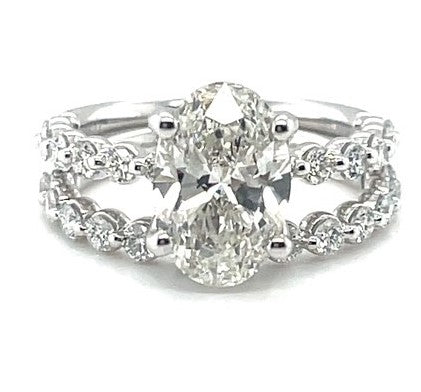 Private Label Lab Grown Diamond Engagement Ring