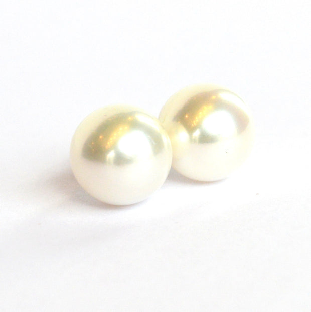14K White Gold Stud Earrings Featuring 8.5-9.0MM Round Fresh Water Pearls