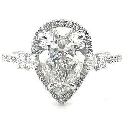 Private Label Lab Grown Diamond Engagement Ring